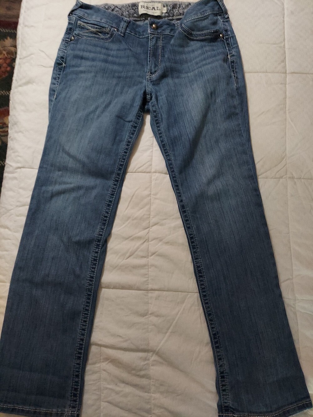 Ariat Straight-Leg Jeans in Medium Blue Wash